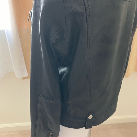 Gently Used Classic Leather Moto Jacket. - Picture 6 of 12
